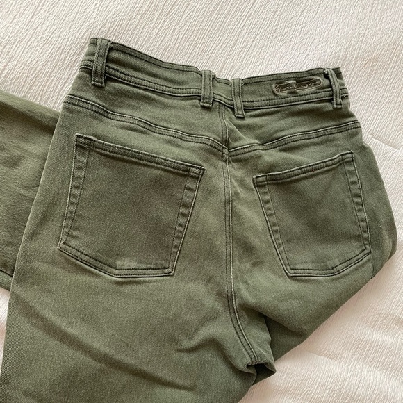 green high waisted mom jeans - Picture 2 of 3